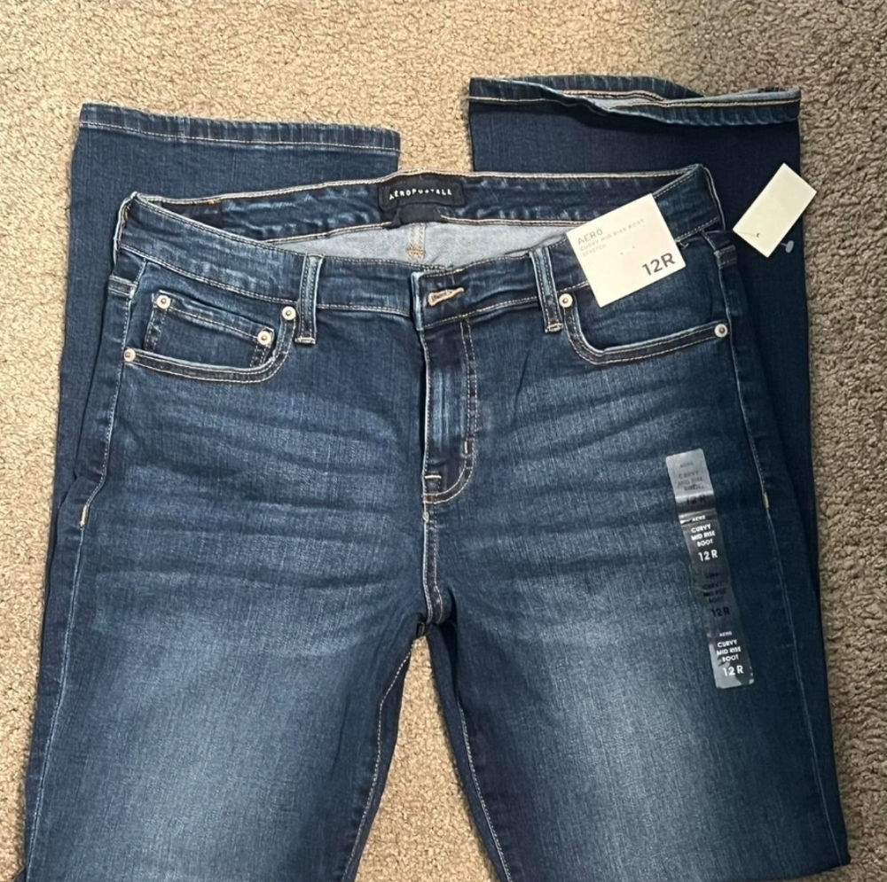 Aeropostale Women's Dark Blue Straight Leg Jeans - Brand New With Tags